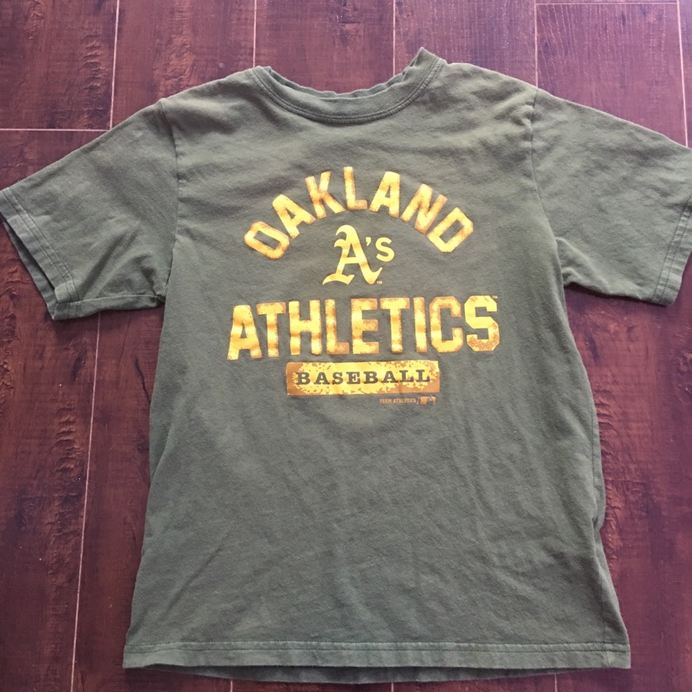 Oakland Athletics (A’s) Boys’ T-shirt Size Small 6/7